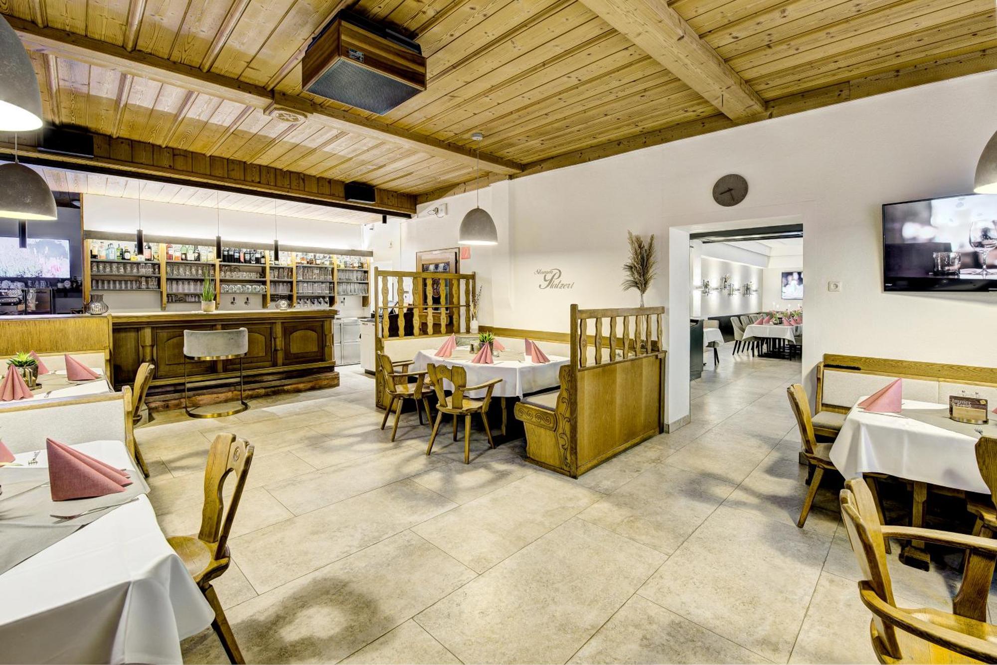 Hotel Bayrischer Hof Wels Zewnętrze zdjęcie